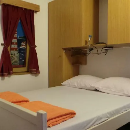 Hrusta Apartment